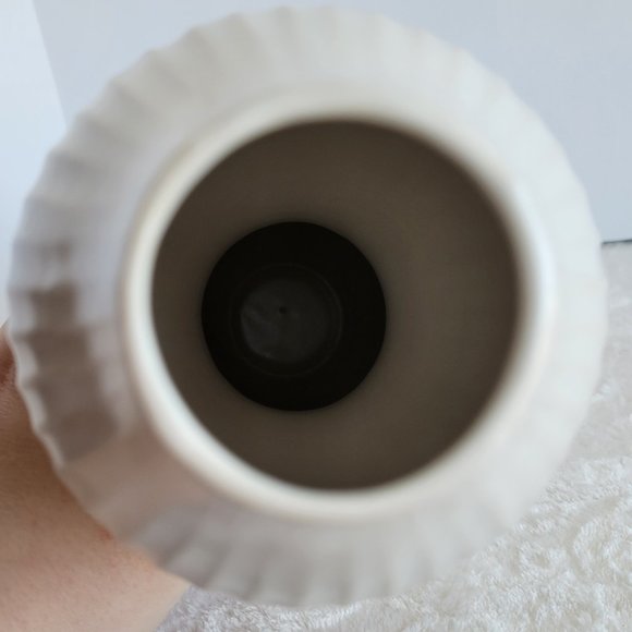 Large White Ceramic Vase - Picture 10 of 14